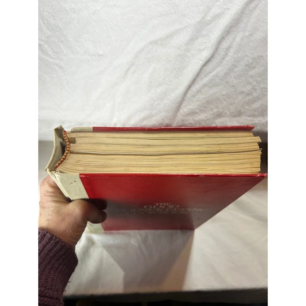 The Good Housekeeping Cookbook 1973 Vintage Hardcover Zoe Coulson ISBN0878510141